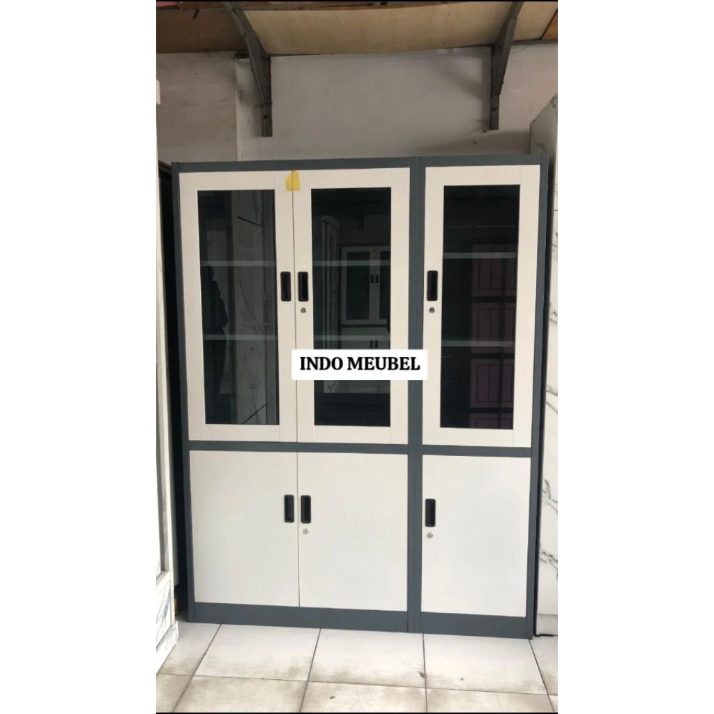 Lemari cabinet atau lemari serbaguna untuk penyimpanan berkas kantor, alat alat kesehatan, buku, dan