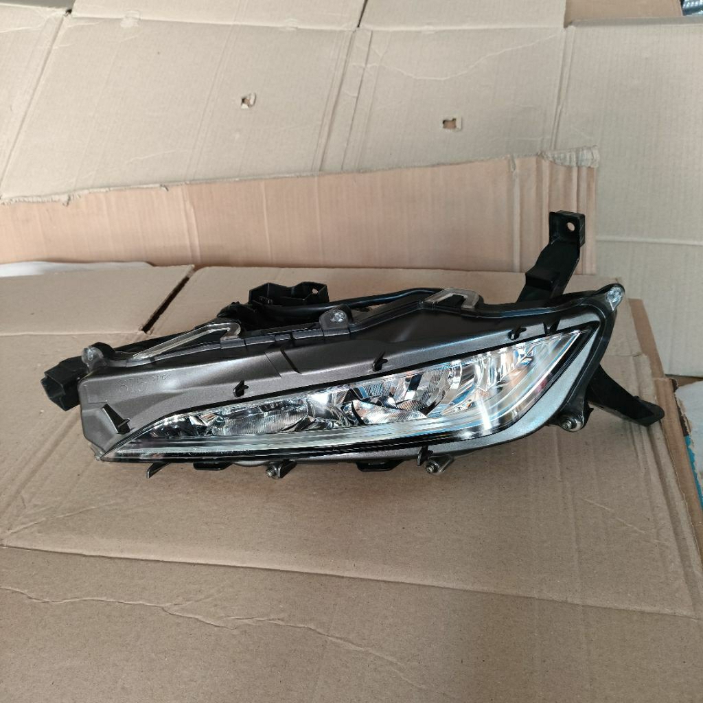 FOGLAMP/LAMPU KABUT LEXUS RX300 (RX-350) ORIGINAL KIRI