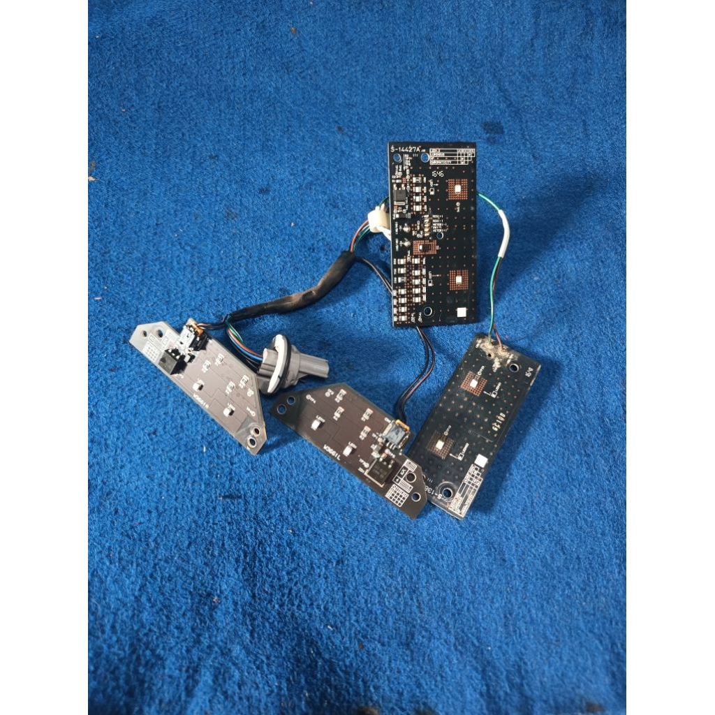 PCB Lampu Depan Suzuki GSX 150 R Original VCB PCB Led Lampu depan GSX R 150 Ori