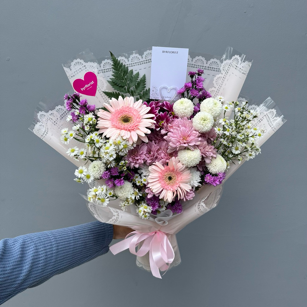 Buket Bunga Asli BYRFLORIST / Buket Bunga Mawar / Buket Garbera / Buket Wisuda Jogja