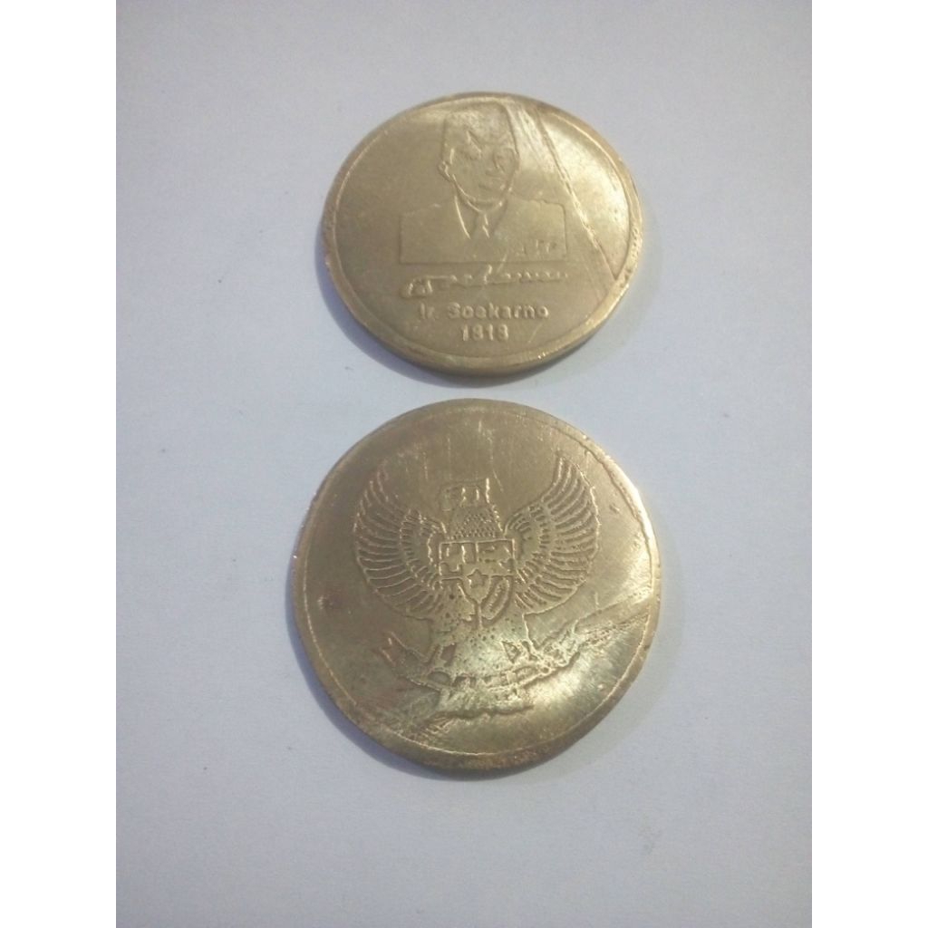 koleksi koin soekarno kuningan