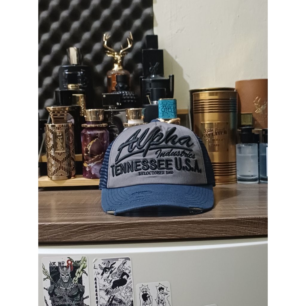 topi trucker alpha industries second