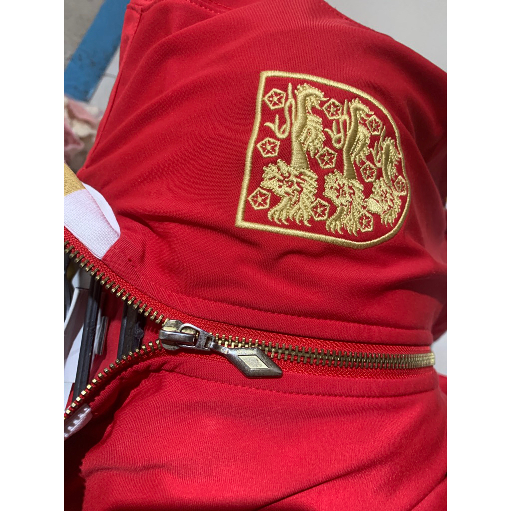 Tracktop umbro inggris