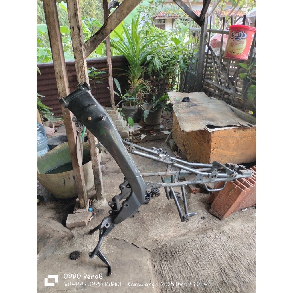 RANGKA DELTABOX (BAHAN) VIXION OLD SECOND ORIGINAL