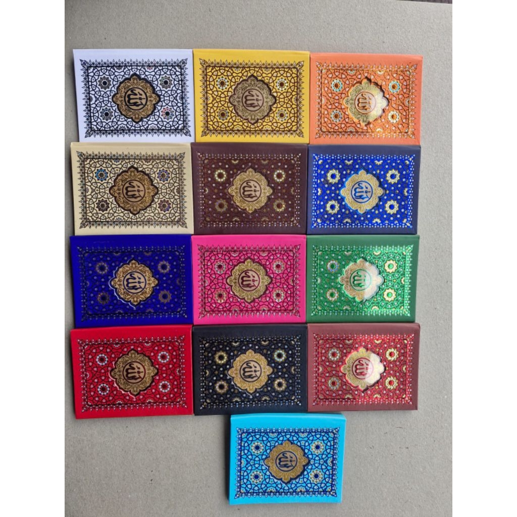 

Hard cover Mozaik buku yasin dan Majmu syarif