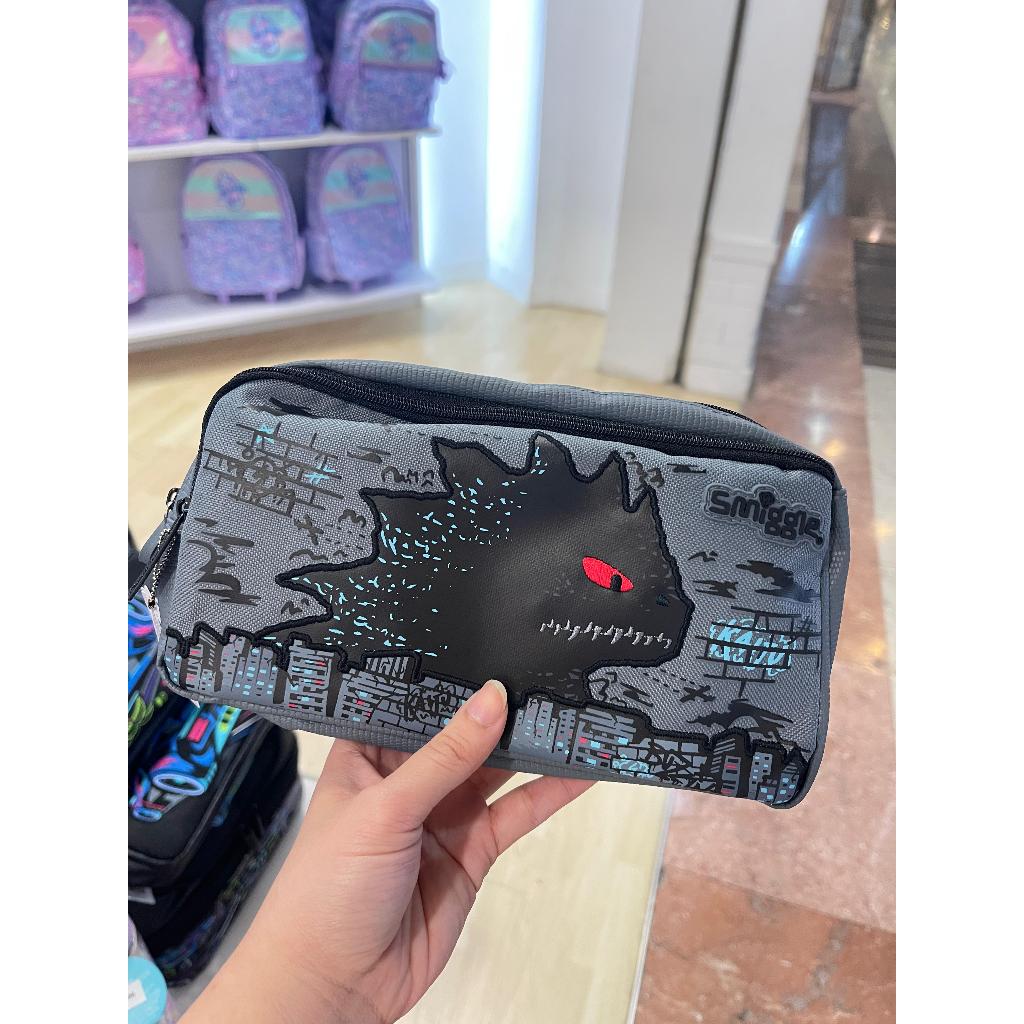 

SMIGGLE BRIGHT EYES PENSILCASE SOFTCASE DINO - TEMPAT PENSIL SMIGGLE