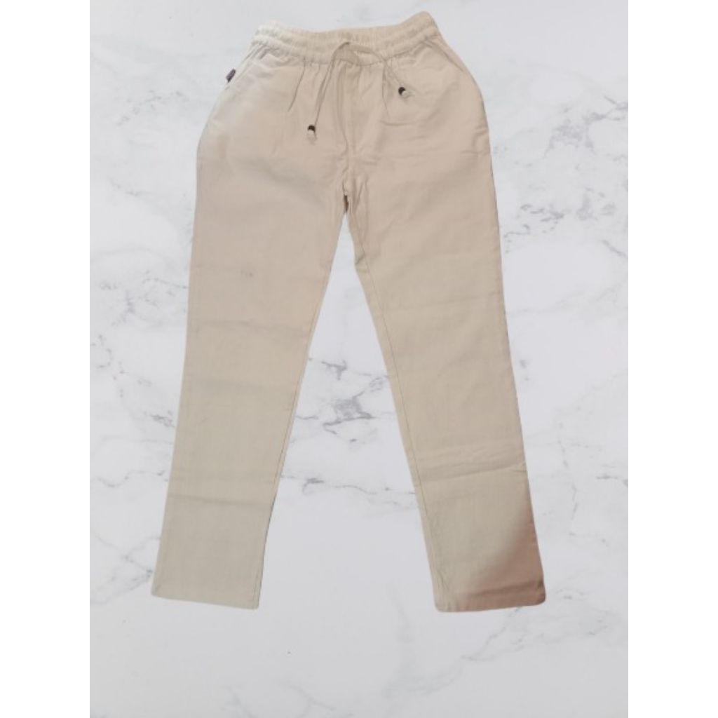 Preloved : Celana jeans ivory