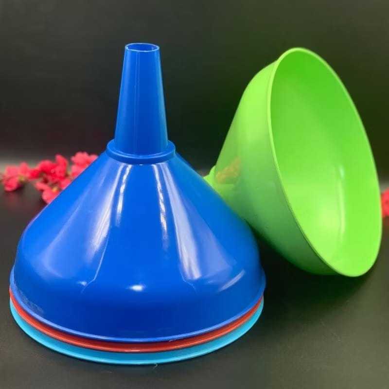 Corong Plastik Komet Star Ukuran Besar 20/25/30 Cm Corong Air / Corong Minyak Plastik tebal Ukuran K