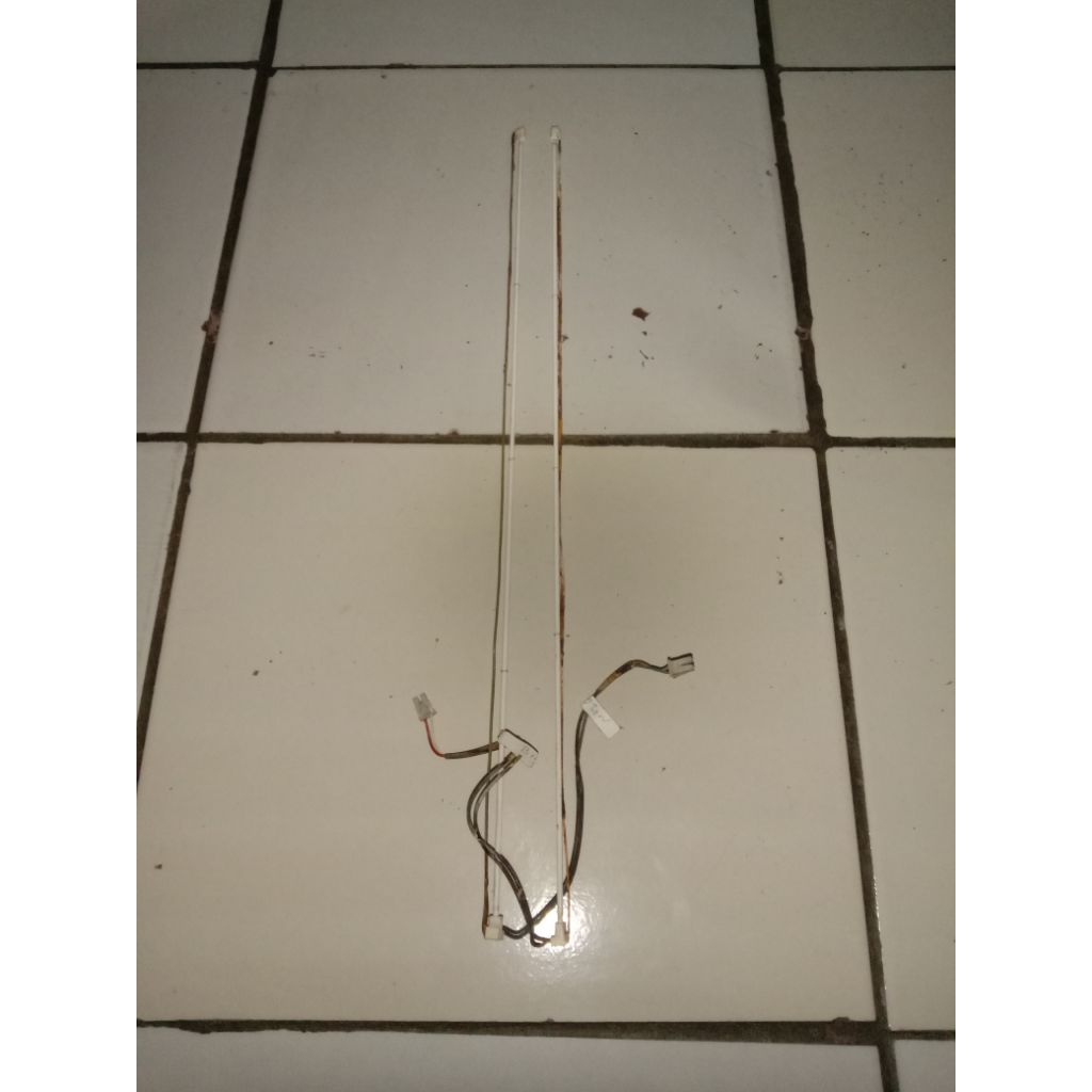 lampu monitor Samsung B1930N ori satu set