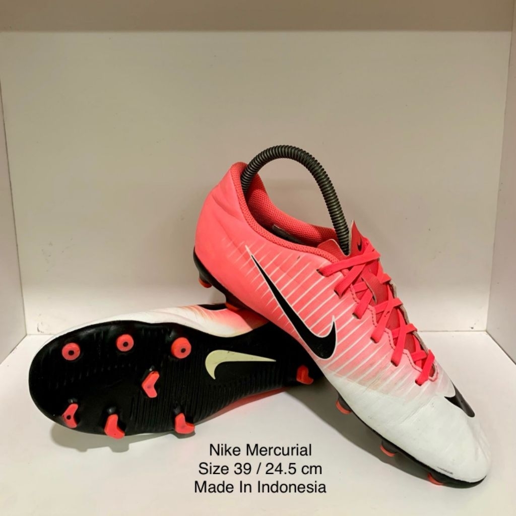 sepatu bola second original preloved bekas berkualitas