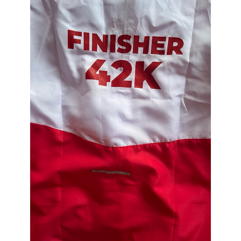 jaket finisher bromo marathon 2025