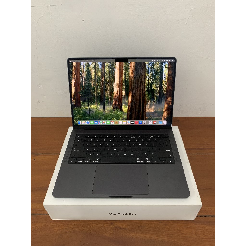 [ HARGA MURAH ] MACBOOK PRO CHIP APPLE M3 PRO 2023 14 INCH RAM 18 GB INTERNAL SSD 512 GB SECOND EX I