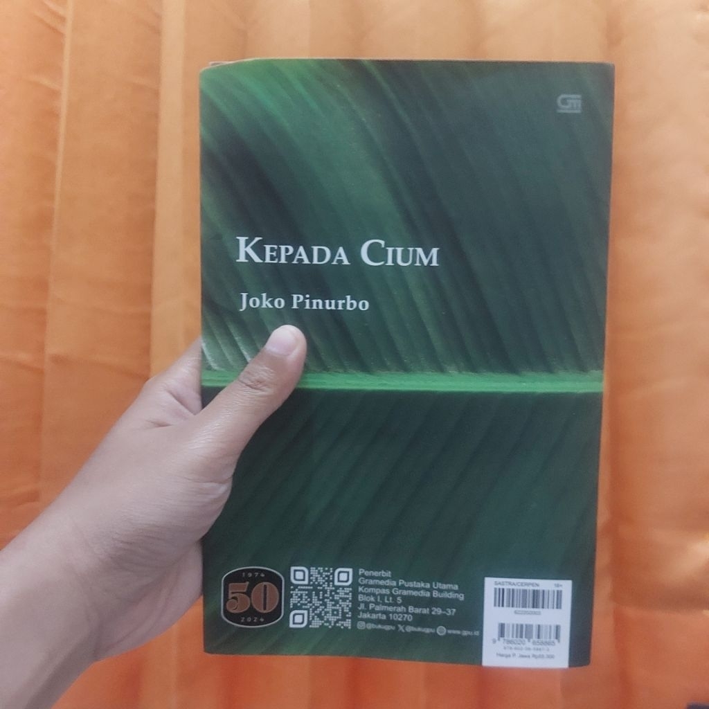 PRELOVED BUKU KUMPULAN PUISI KEPADA CIUM - JOKO PINURBO