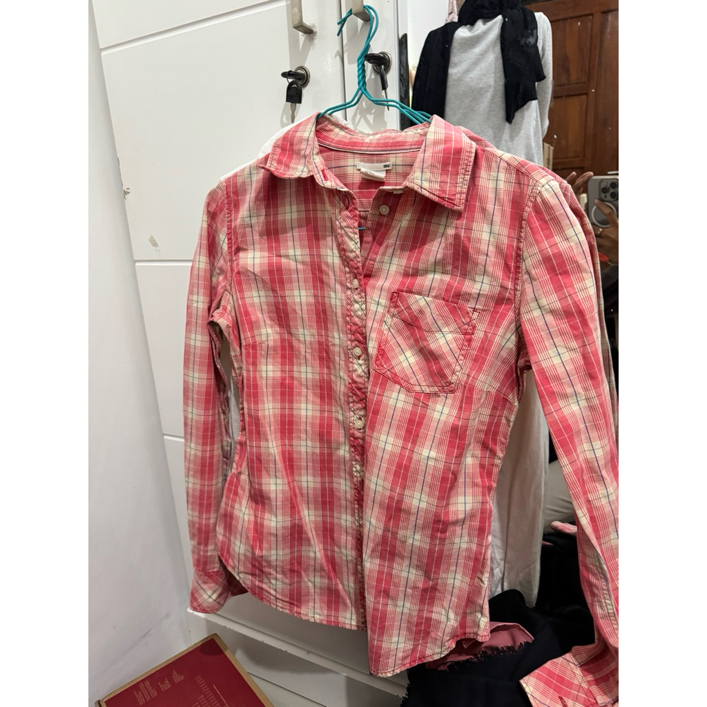 PRELOVED PRIBADI KEMEJA LEVIS sz S