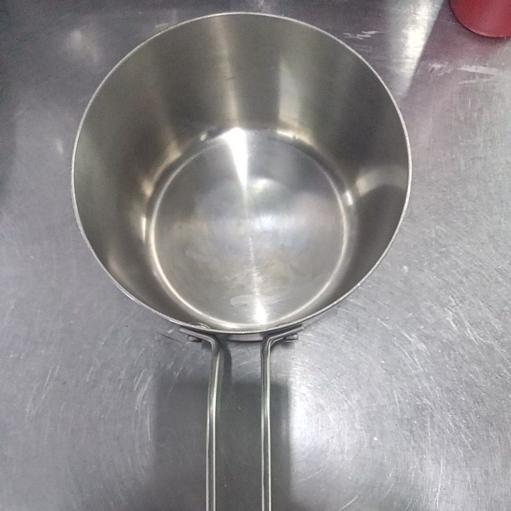 Sauce pan