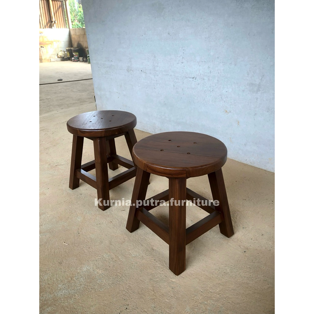Stool Bulat Kayu Jati / Stool / Bangku Kecil