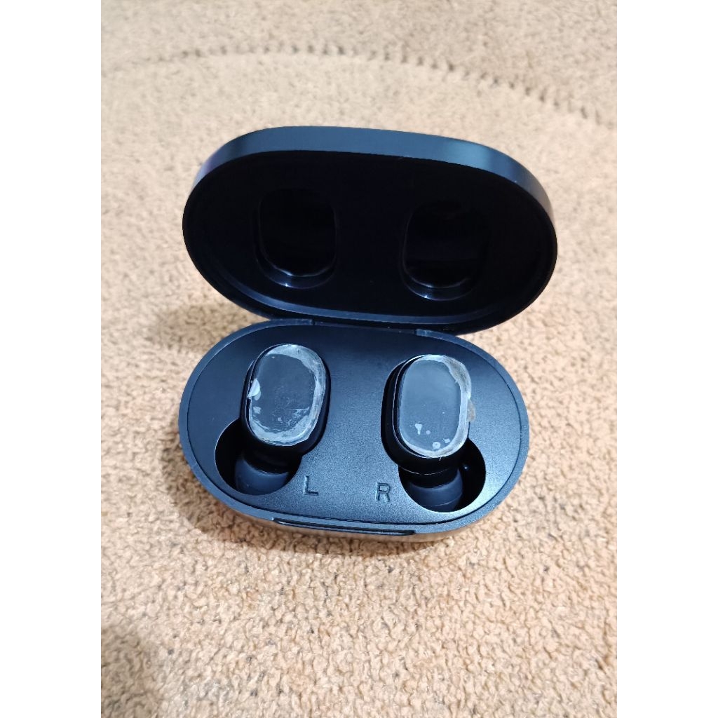 TWS ROBOT AIRBUDS T20 BLUETOOTH ORIGINAL preloved earphones