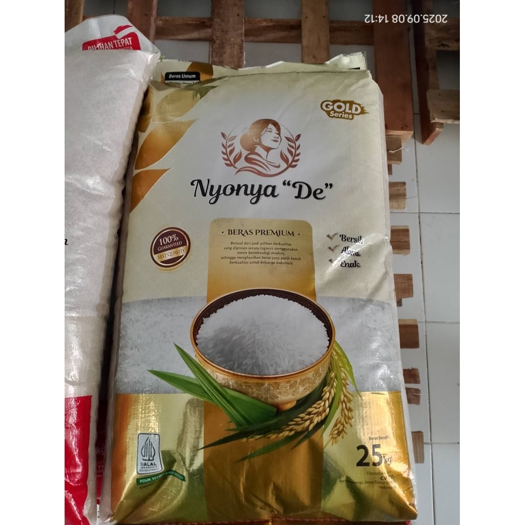 

Beras Nyonya "De" Gold 1 Sak Dua Lima