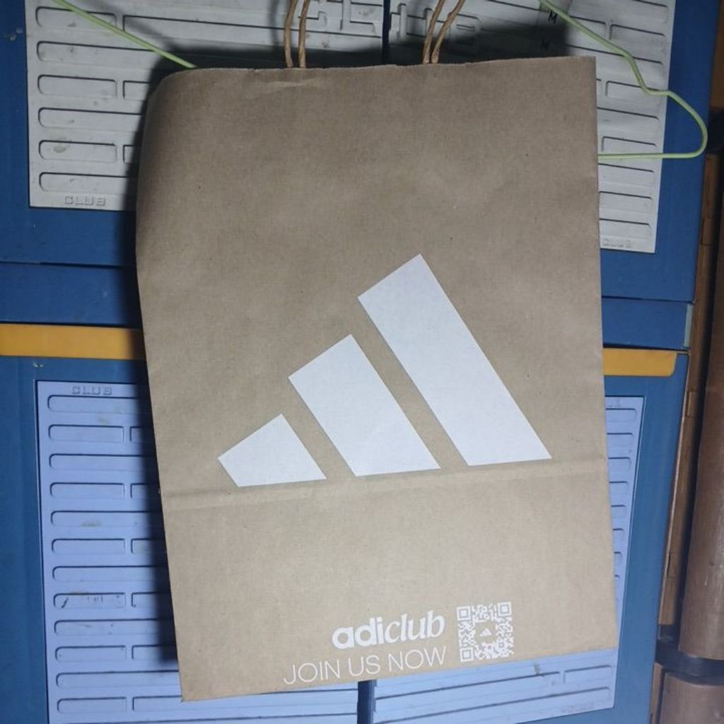 

preloved paper bag adidas