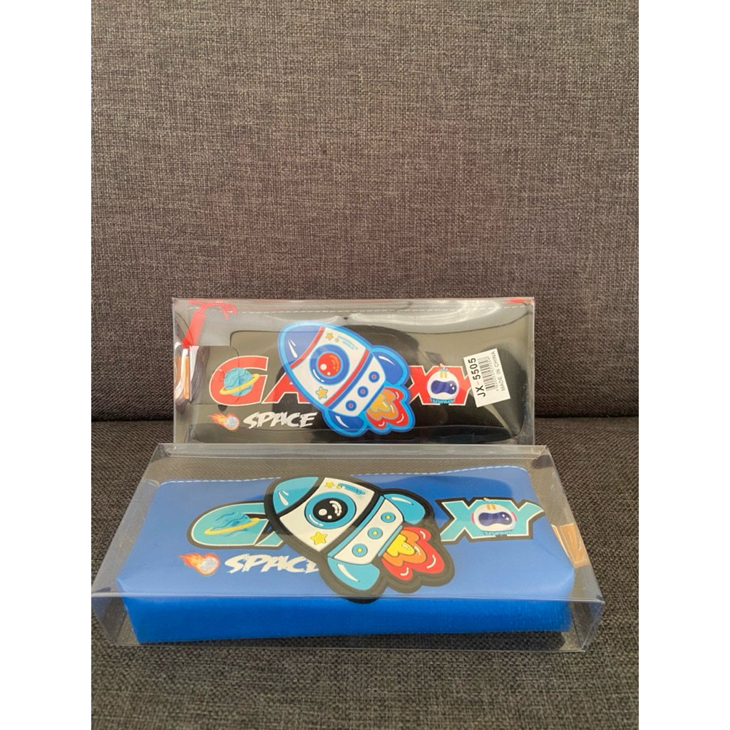 

Tempat Pensil anak Cowok