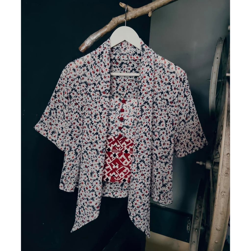 Kebaya Kutubaru - Motif Bunga