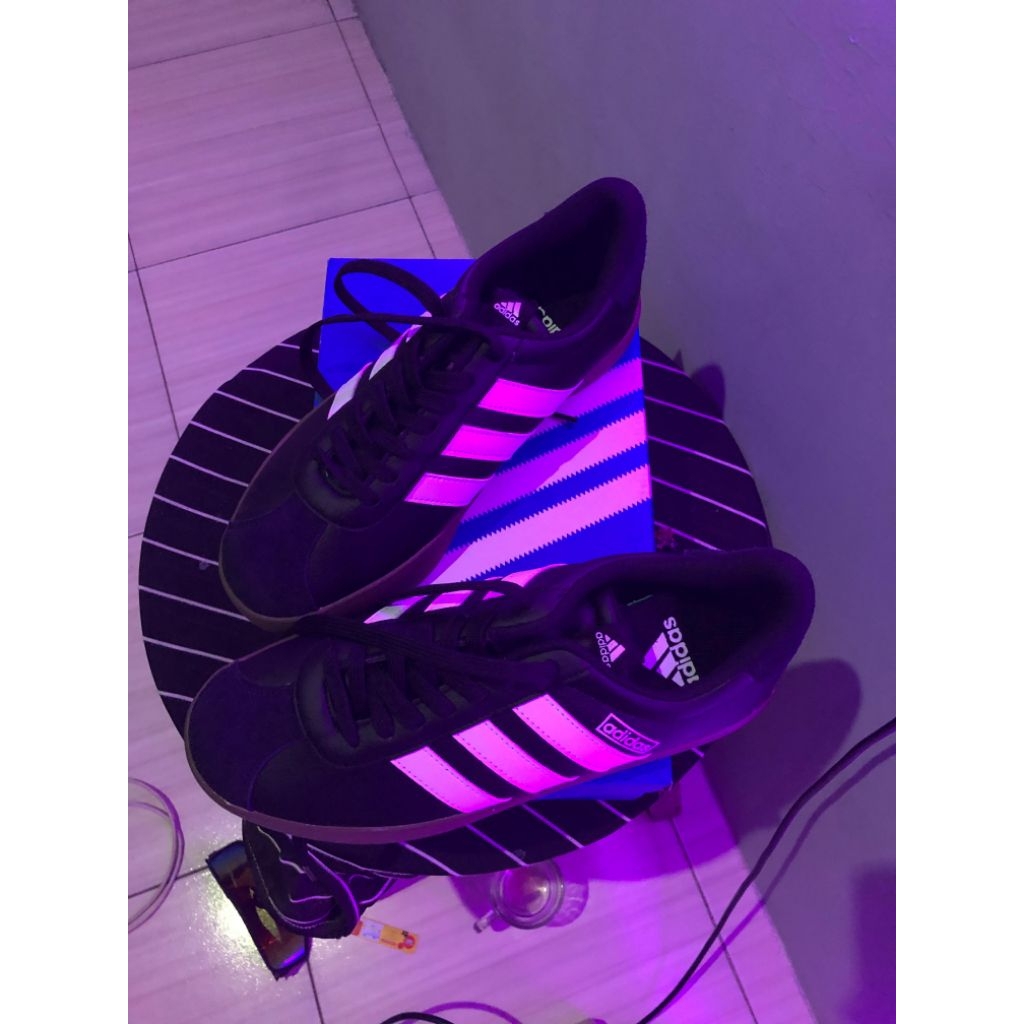 sepatu casual VL Court 2.0