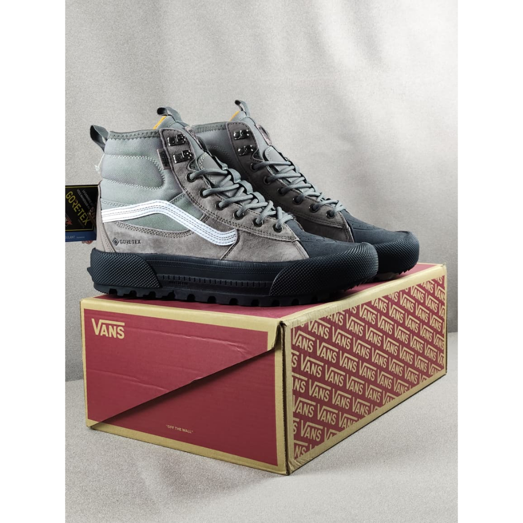 Sepatu High Top Outdoor, Hiking, Riding Model SK8 HI Gore-Tex MTE 3 – Tahan Cuaca, Trendy & Anti Air