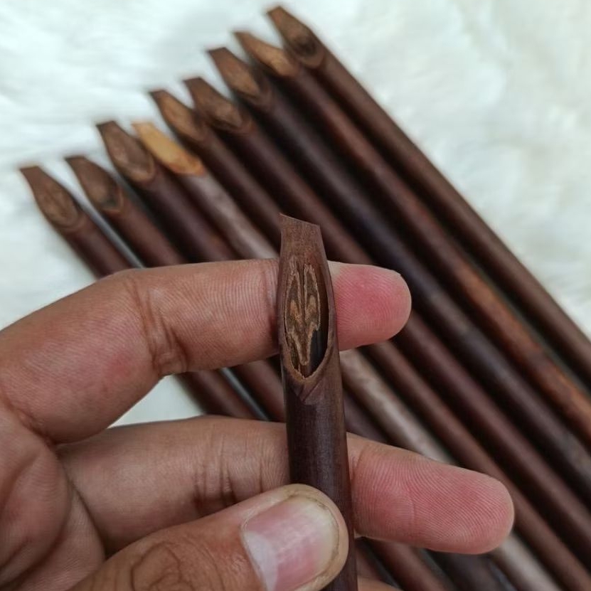 

HANDAM KALIGRAFI SATUAN/ PENA UNTUK MENULIS KALIGRAFI/HANDAM RAUT SIAP PAKAI/ RESAM , PENA CELUP