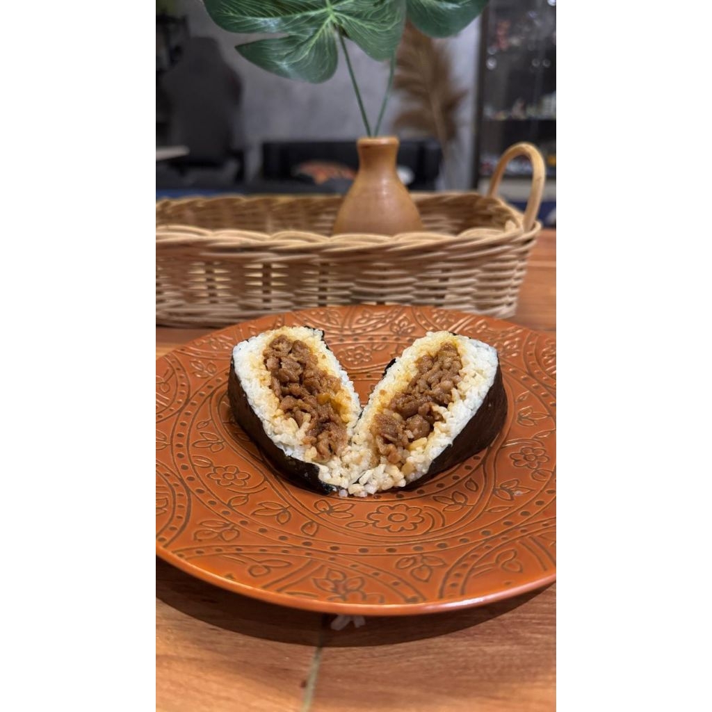 

Samgak Gimbap Onigiri Beef Korean Bbq