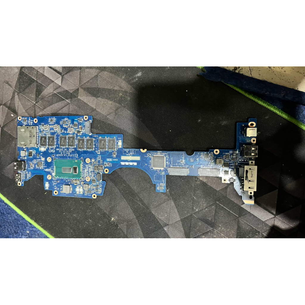 Mainboard lenovo yoga 2 i5 gen 5 normal