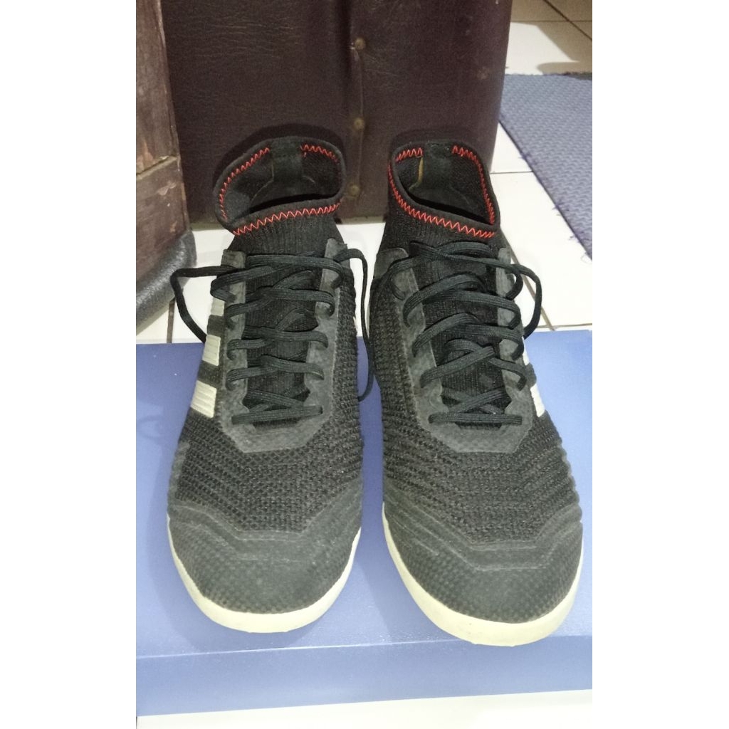 Sepatu Futsal Adidas Predator 18.3 IN Hitam