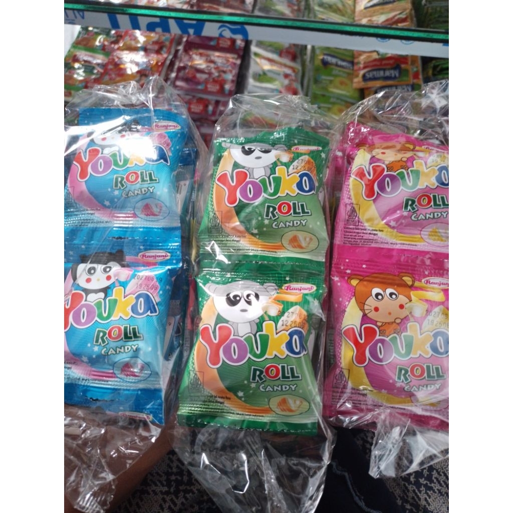 

permen youka roll 1 renceng isi 10 pcs