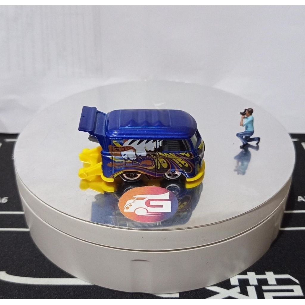 Hot wheels kool kombi ombak ungu loose