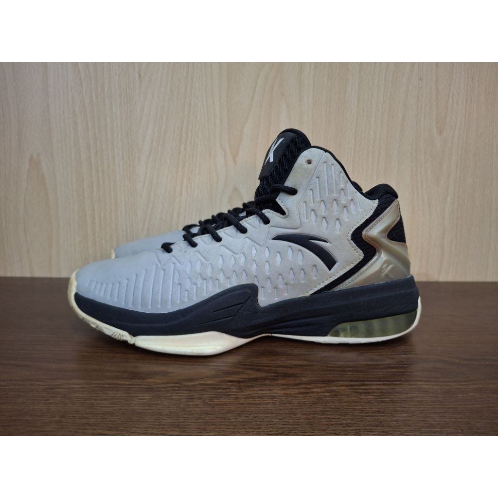 Sepatu basket original Anta KT 3 team size 42,5