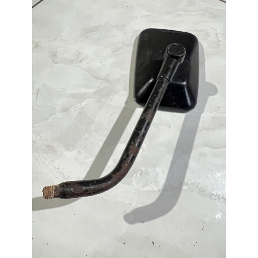 SPION KANAN ASLI KAWASAKI BINTER MERZY MERCY KZ200 CDI PLATINA ORIGINAL LEPASAN MOTOR TERMURAH TERLA