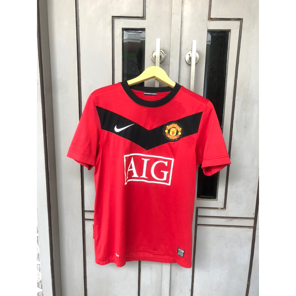 Manchester United Home away bundlling 2009/10
