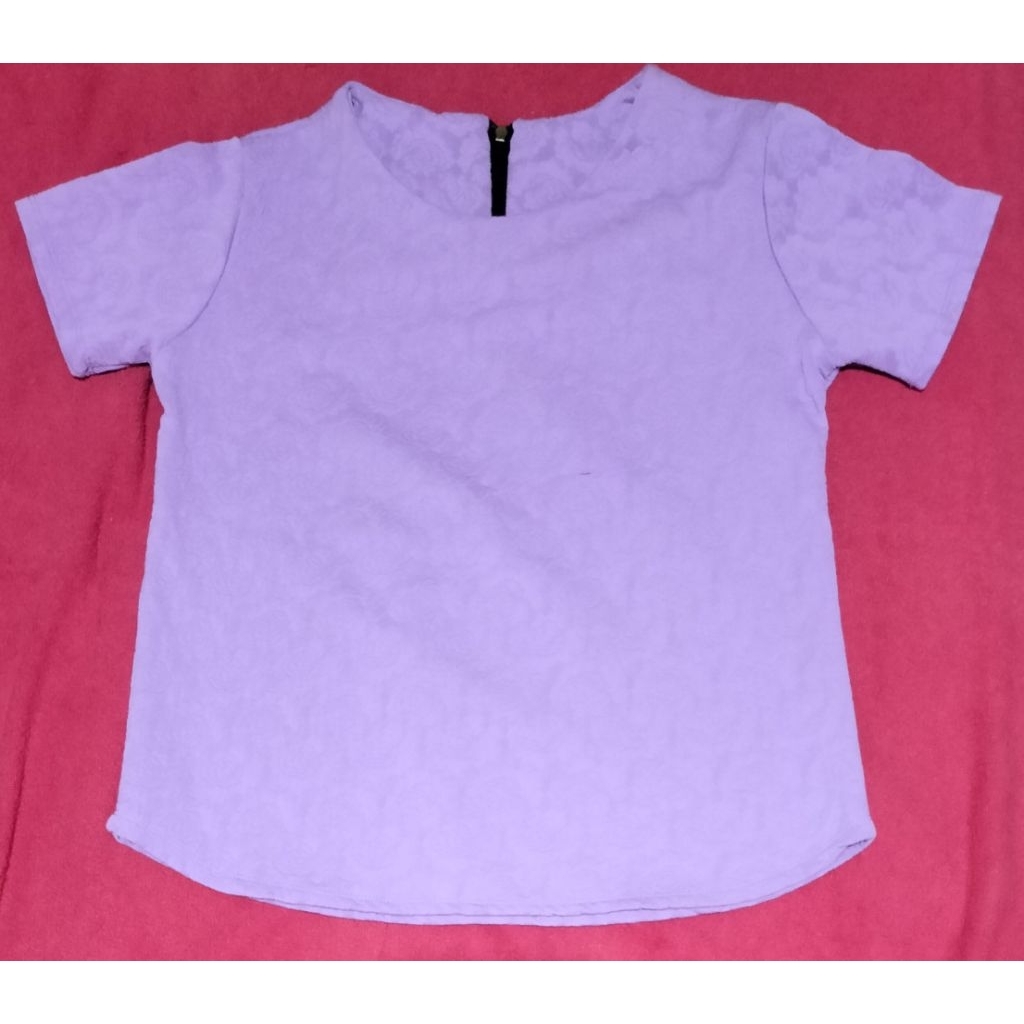 Preloved Lilac Blouse Motif Bunga