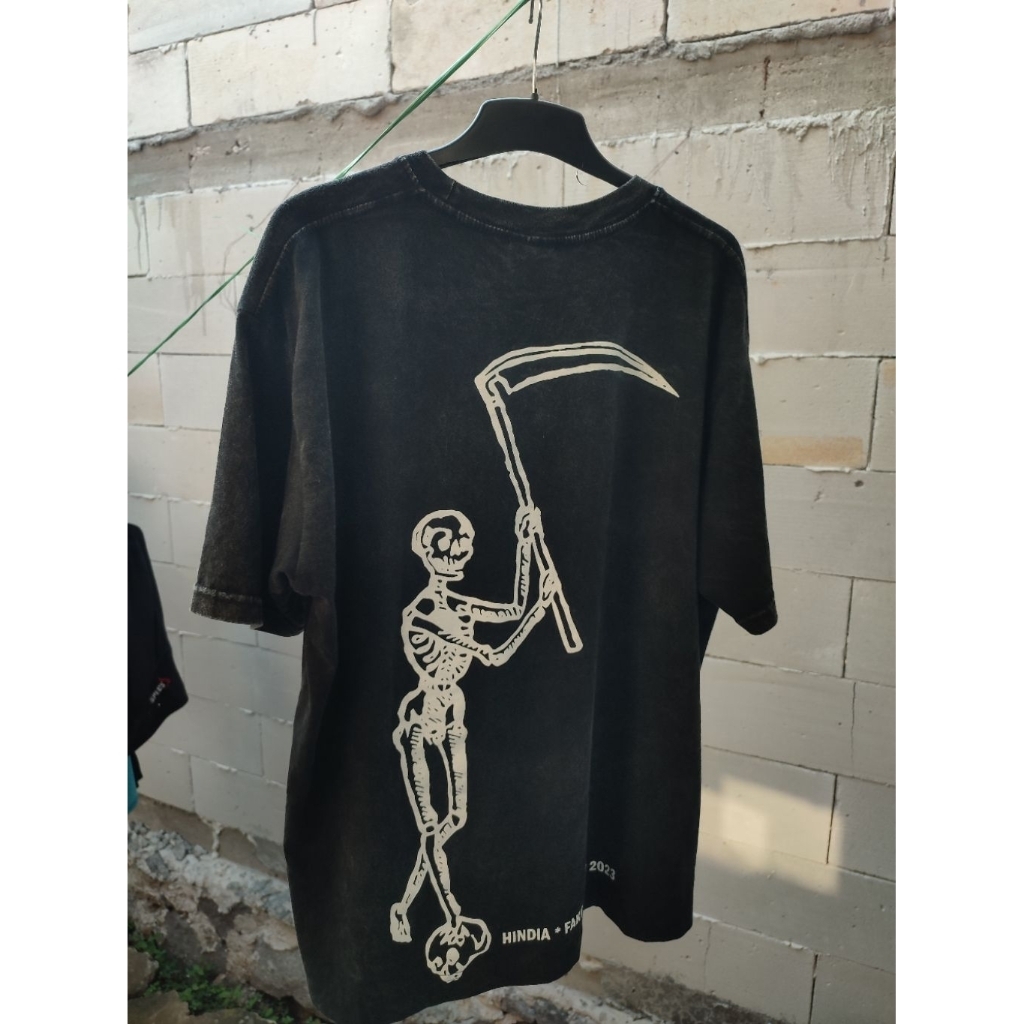 Hindia Bunuh idolamu merch