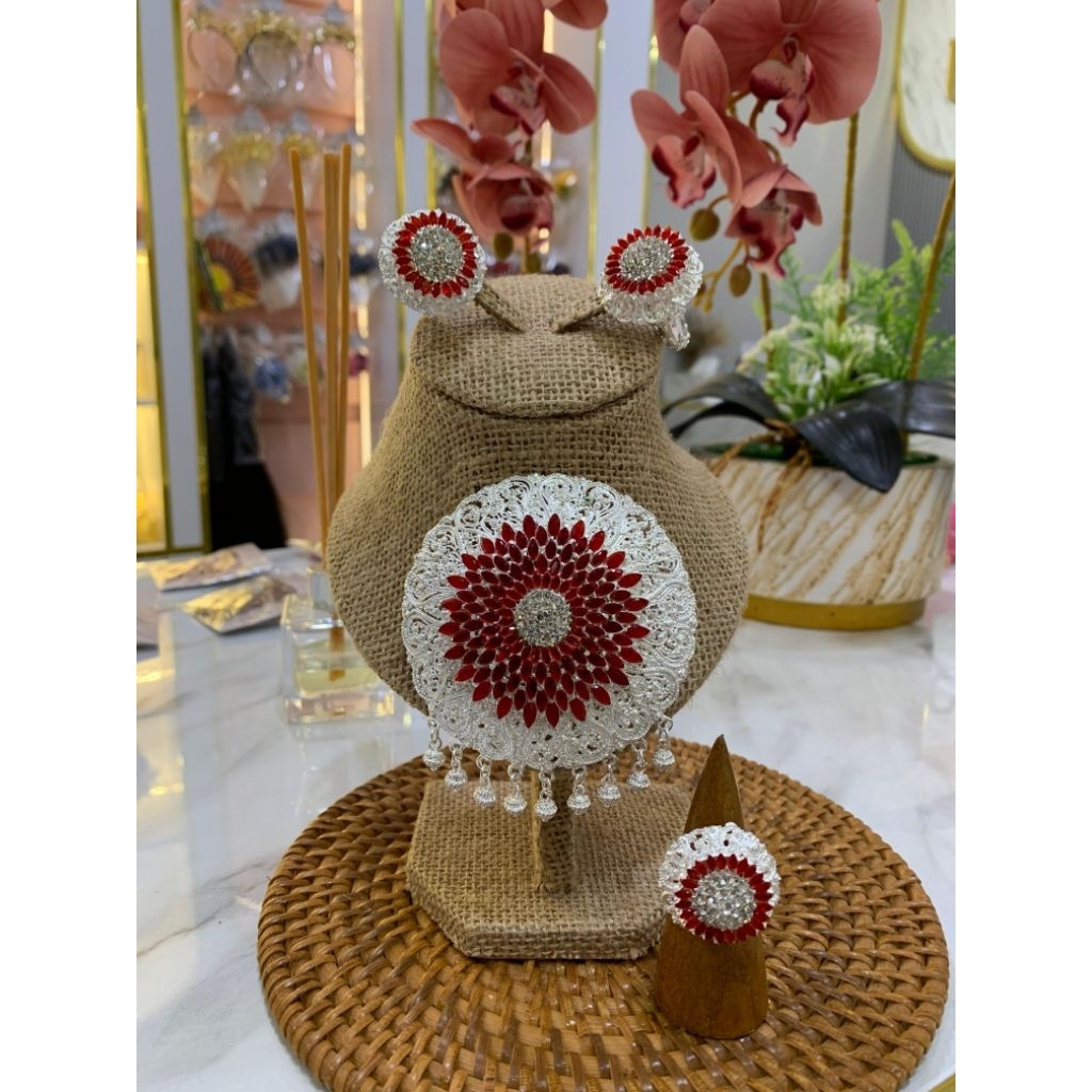 Set Bros Borobudur Putih Permata Merah