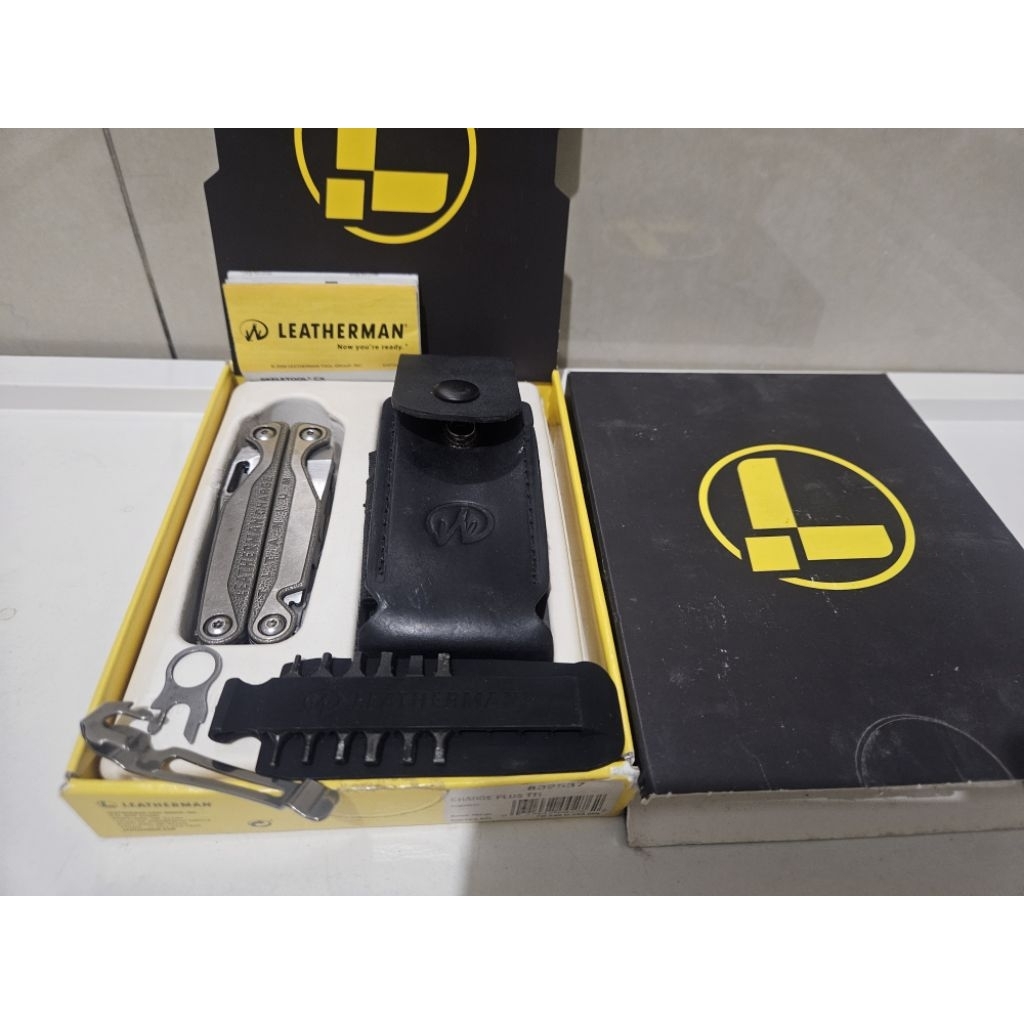 leatherman charge titanium