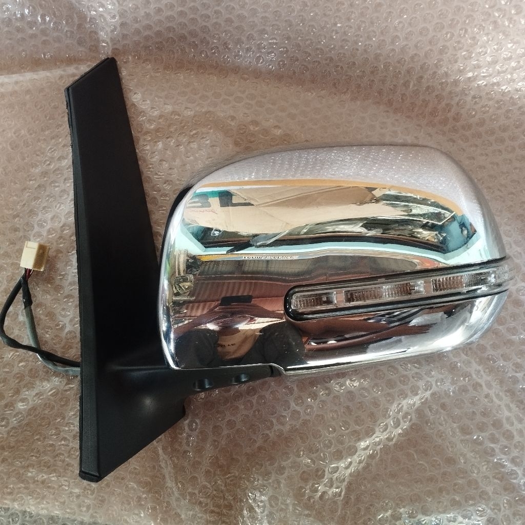 Spion KIJANG INNOVA 2012-2015 ORIGINAL sebelah kiri