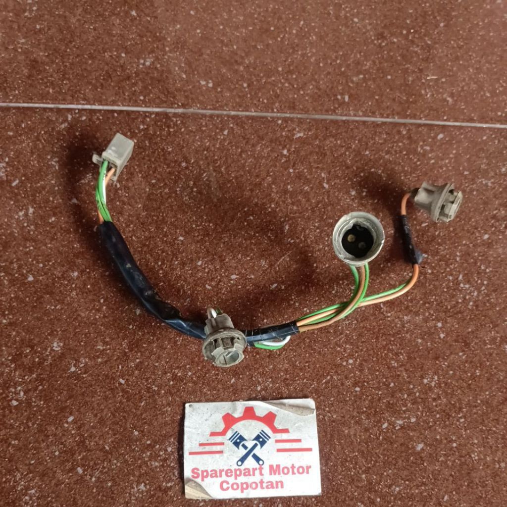 kabel stoplamp soket lampu belakang sein astrea grand legenda impressa ori