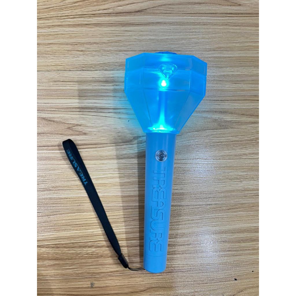 ( READY STOCK ) LIGHTSTICK TREASURE TEULIGHT LS TREASURE