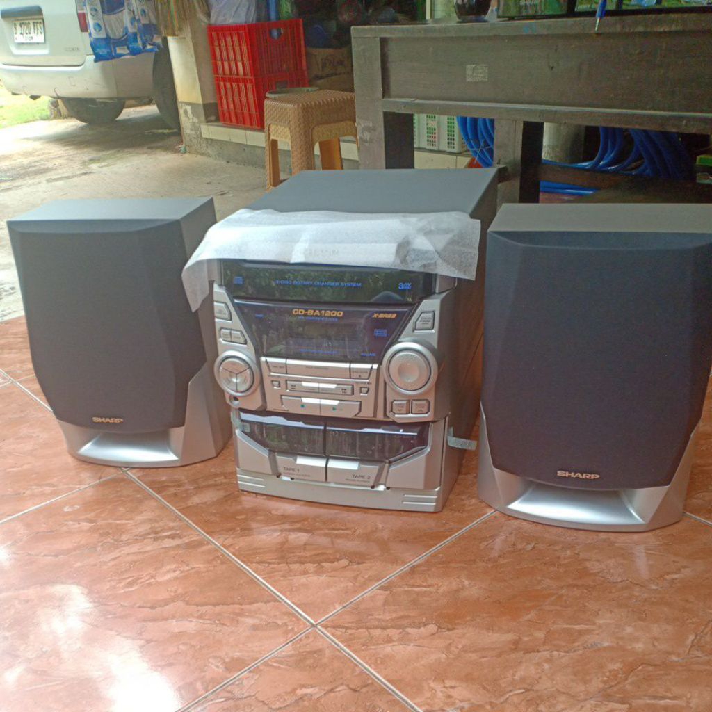 Tape Compo Sharp 3 Disc 1200 W X BASS