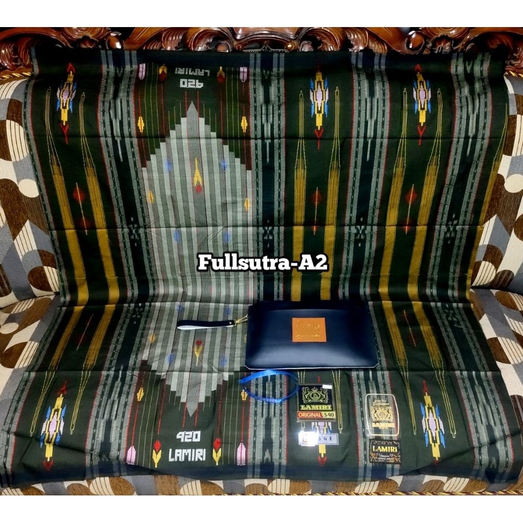 Sarung LAMIRI 420 Full Sutra Motif SGT