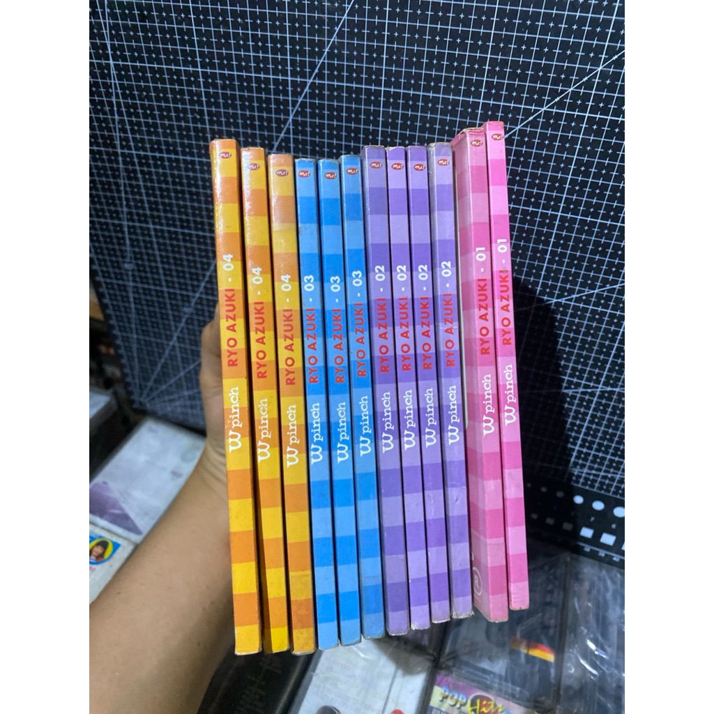 KOMIK W PINCH BY RYO AZUKI - Cabutan