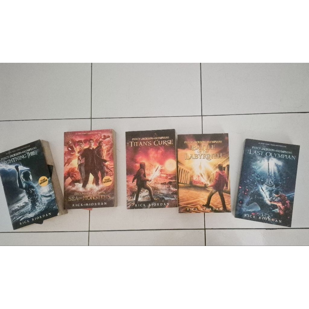 Preloved percy jackson series 1-5 bahasa indonesia