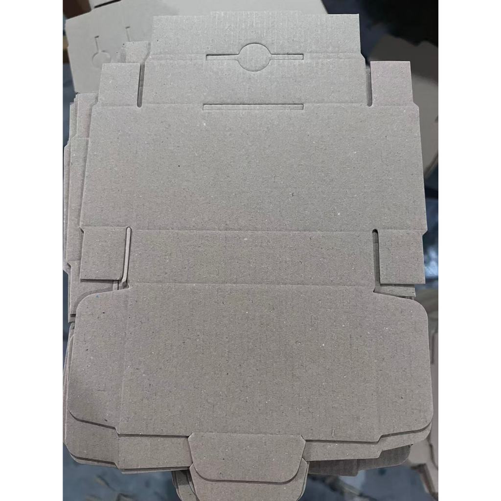 

kardus uk.13.5x8x3 cm ..Die Cut kotak karton untuk packing glasses box