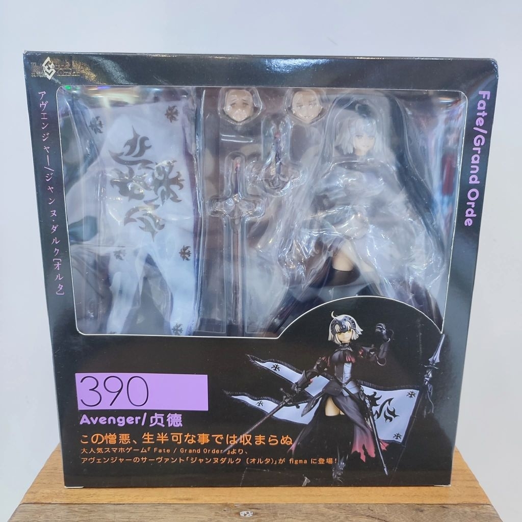 mainan figma action figurefigma 390avenger jeanne d arc alter
tinggi sekitar 6 inch
full artikulasi
