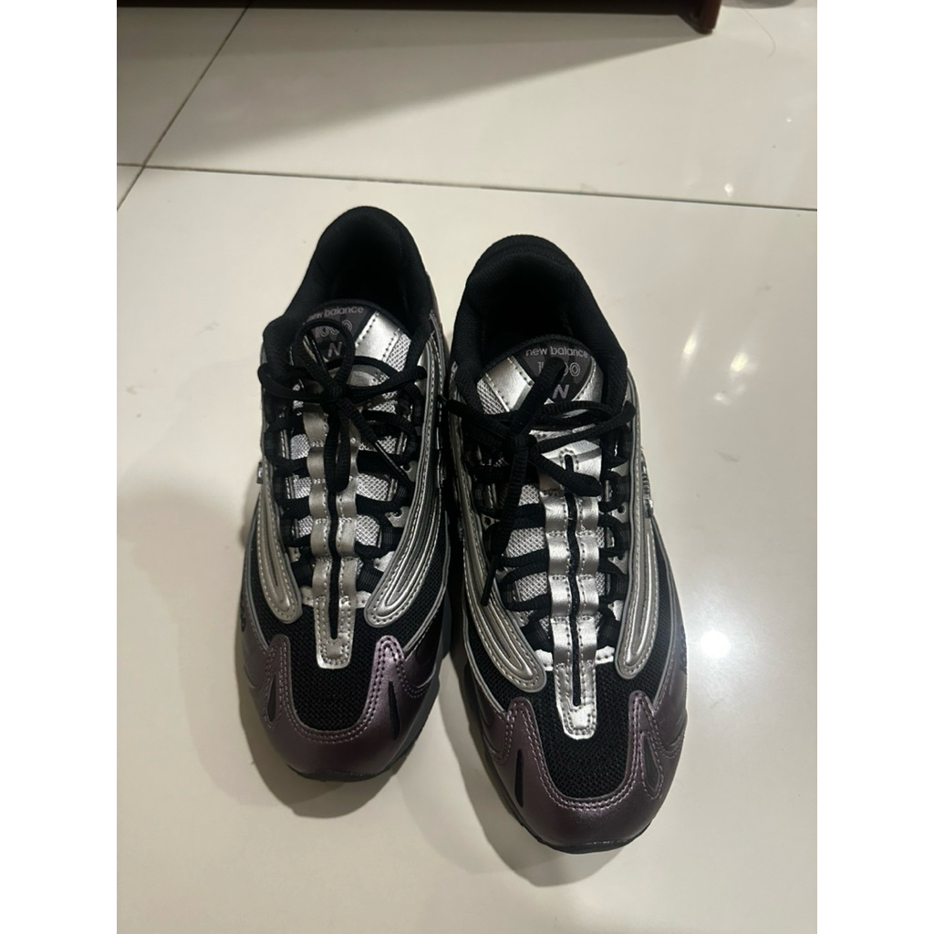 New Balance 1000